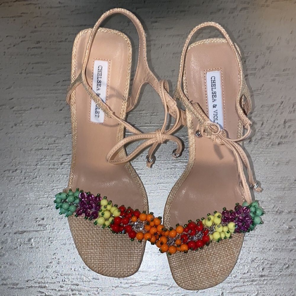 New Chelsea & Violet Tristy Beaded Sandals - Picture 7 of 10